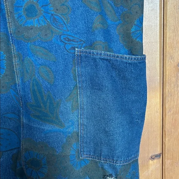 Oversized Distressed Floral Patterned Denim Overalls - Picture 3 of 7